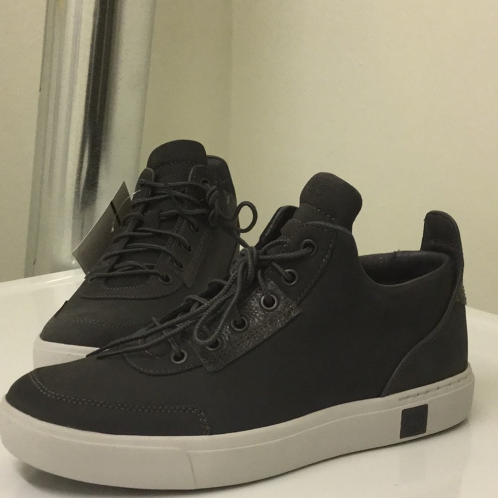 NEW Men’s TIMBERLAND Sneakers